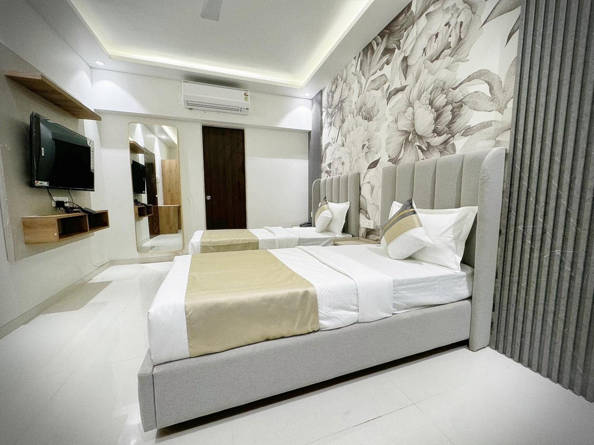 The Orion - Premium Apartments Mumbai Exterior photo